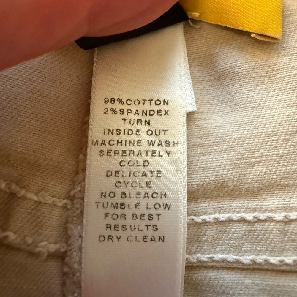 St. John Straight Leg Stretch Jeans Beige Cotton Spandex Size 6 Coastal Neutral - Picture 8 of 8